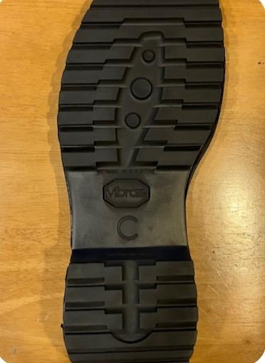 Vibram 142AR rugged full sole, similar to 134AR